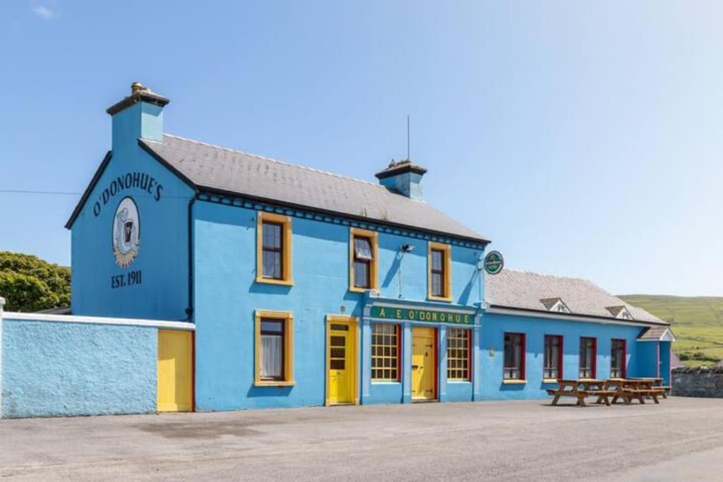 Into The Burren Hotel Murroogh Exterior photo